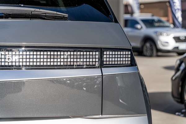 2025 Hyundai IONIQ 5 DYNAMIQ NE.V5