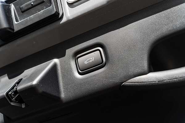 2025 Hyundai IONIQ 5 DYNAMIQ NE.V5