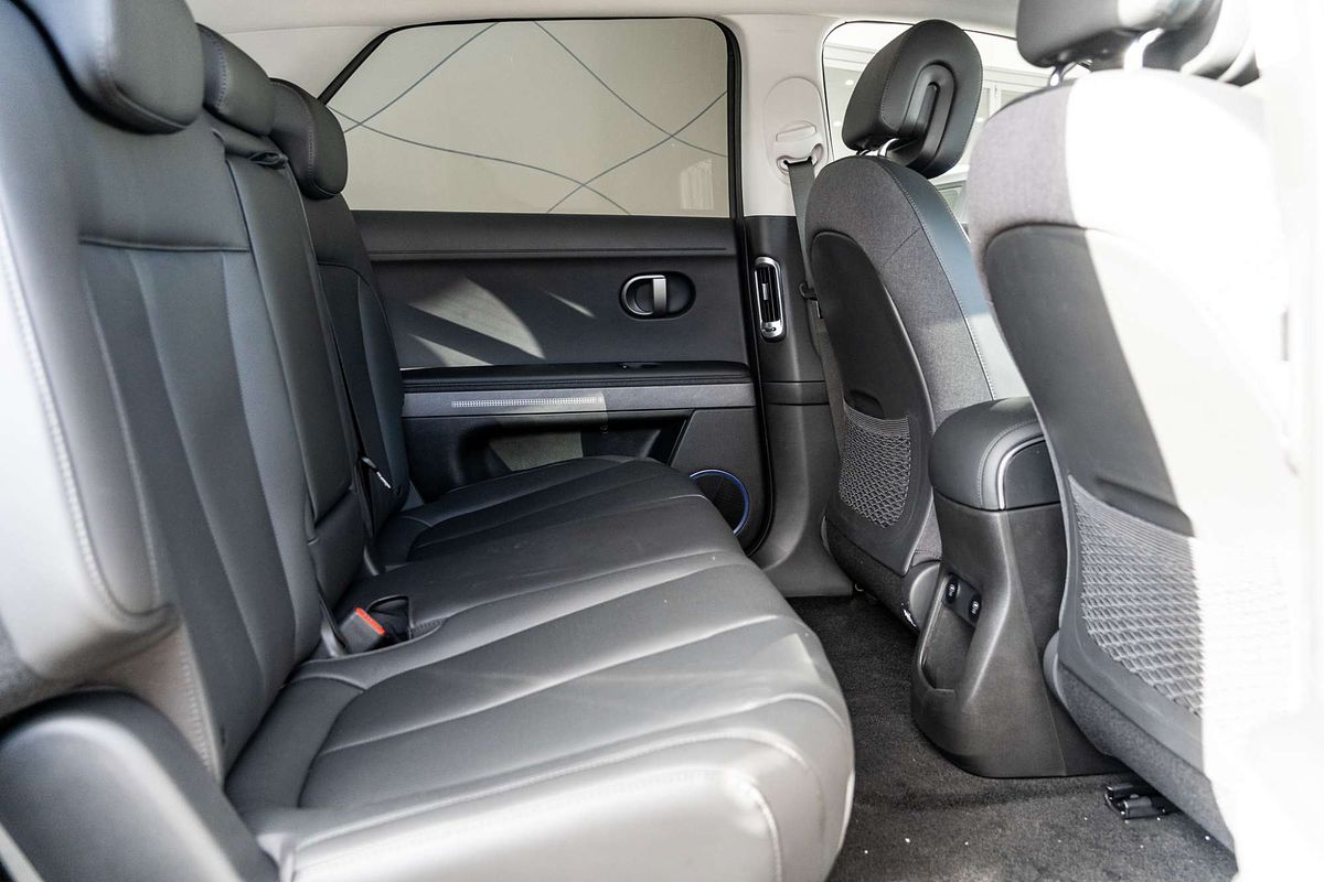 2025 Hyundai IONIQ 5 DYNAMIQ NE.V5