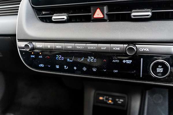 2025 Hyundai IONIQ 5 DYNAMIQ NE.V5