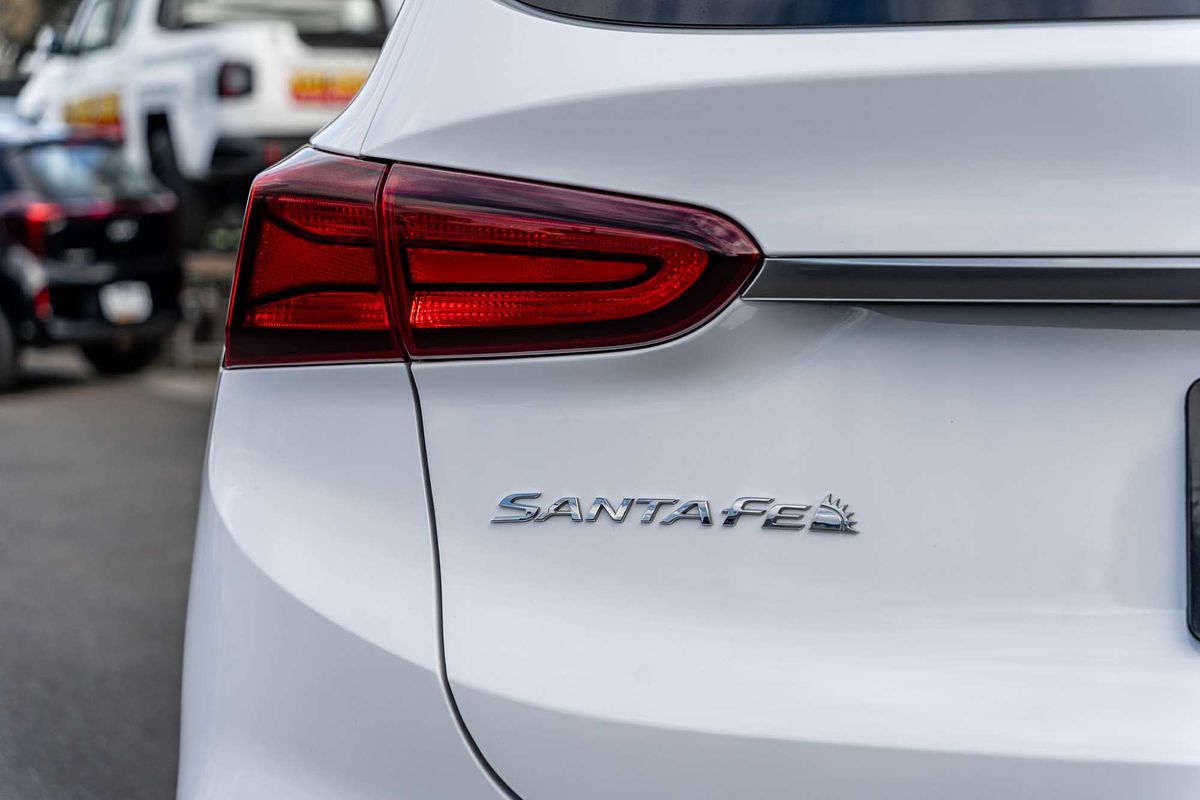 2020 Hyundai Santa Fe Elite TM.2