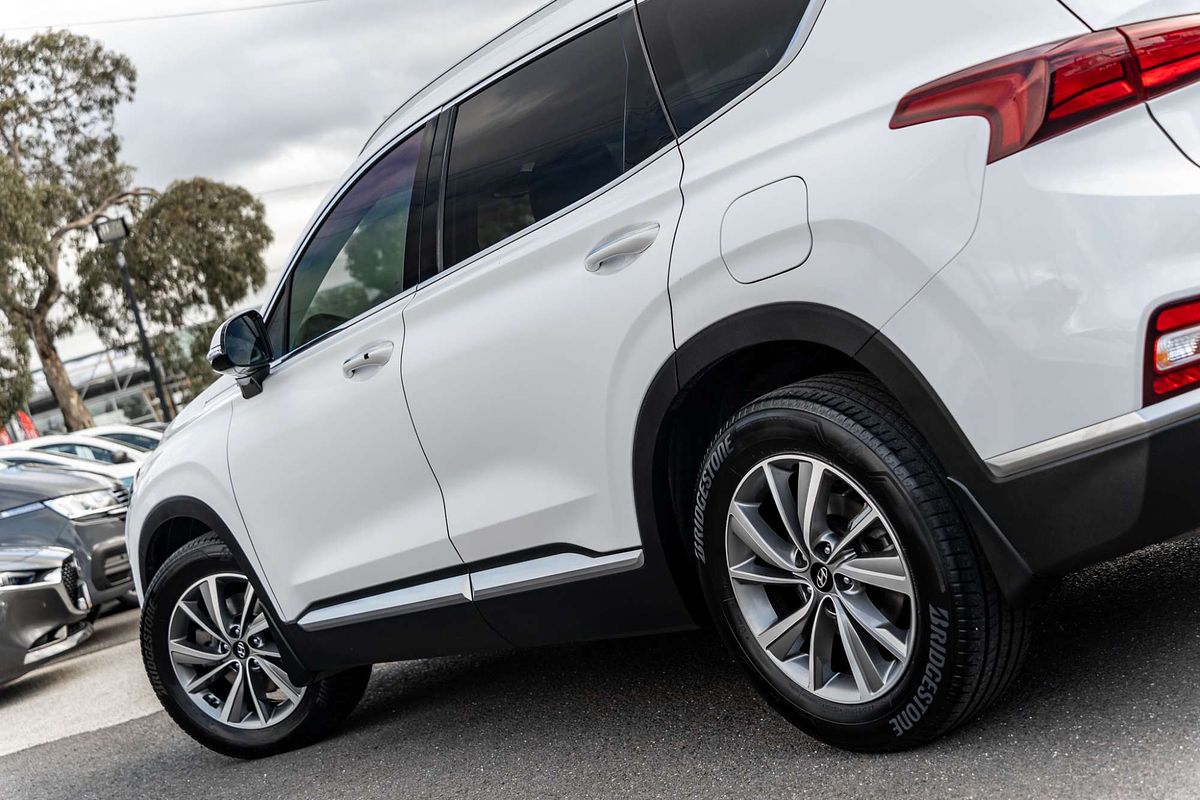 2020 Hyundai Santa Fe Elite TM.2