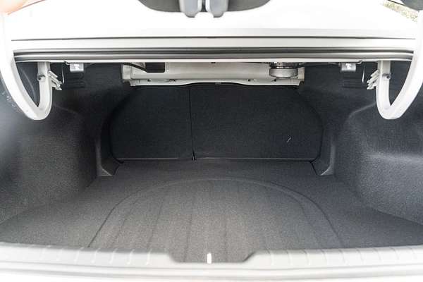 2025 Kia K4 GT-Line CL4m