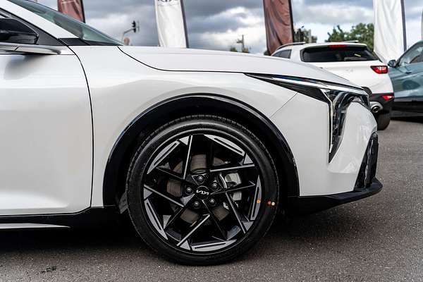 2025 Kia K4 GT-Line CL4m