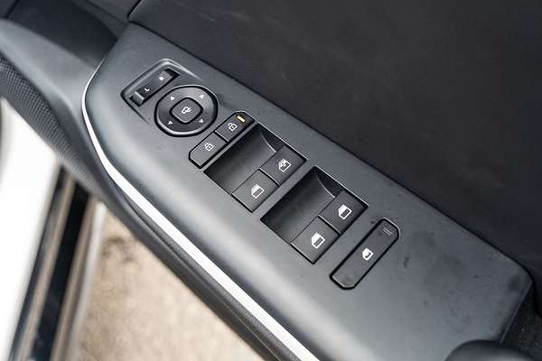 2025 Kia K4 GT-Line CL4m