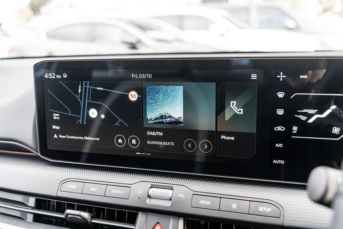 2025 Kia K4 GT-Line CL4m