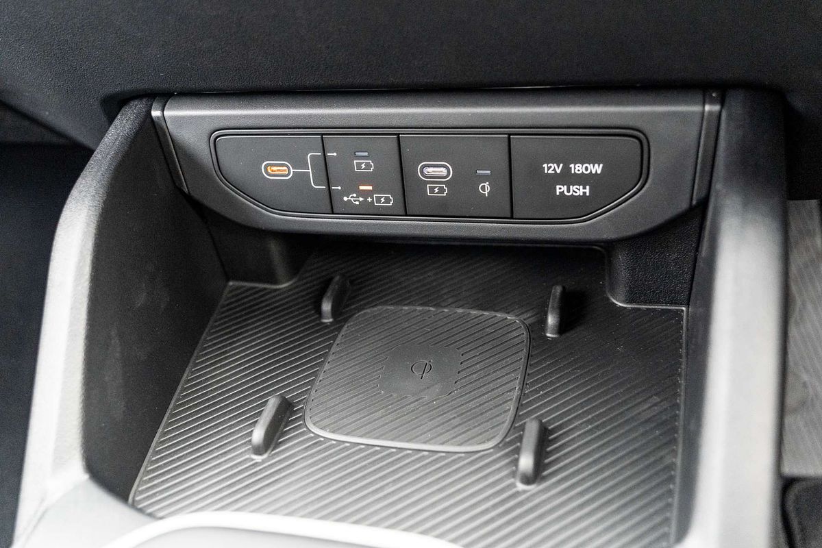 2025 Kia K4 GT-Line CL4m