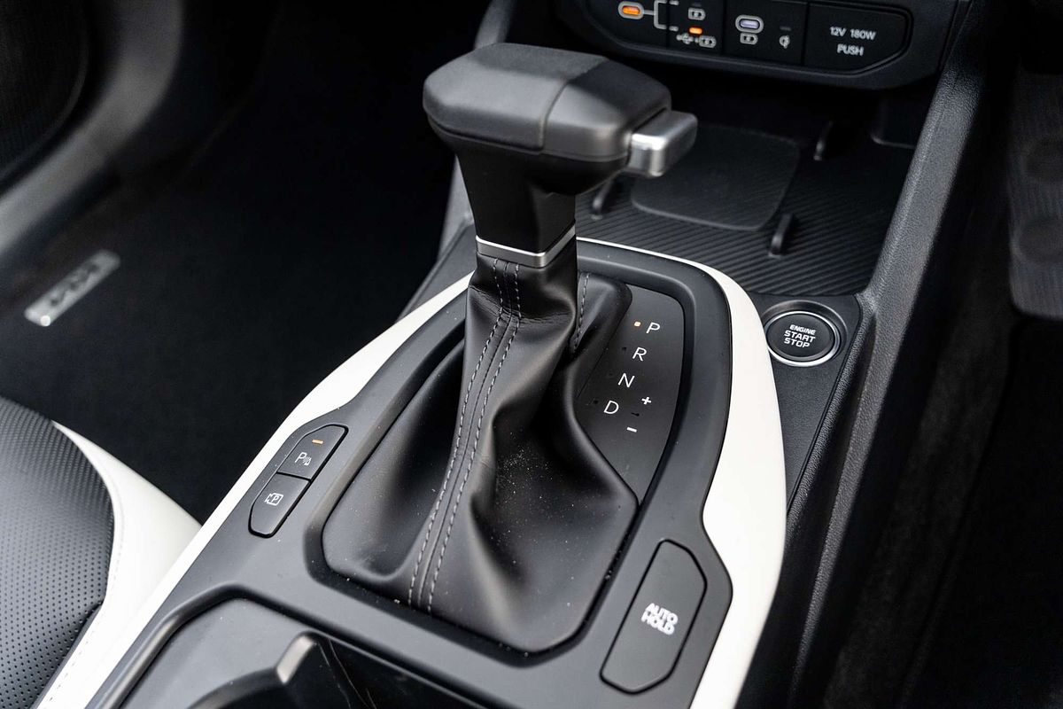 2025 Kia K4 GT-Line CL4m