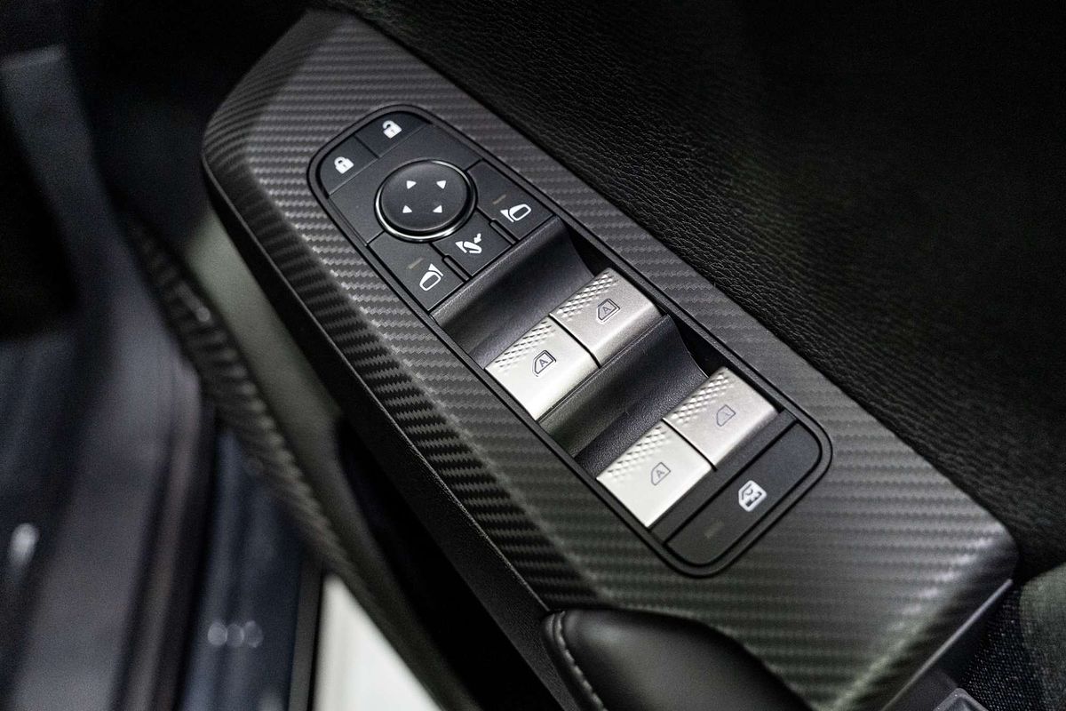 2025 Mitsubishi Outlander LS ZM