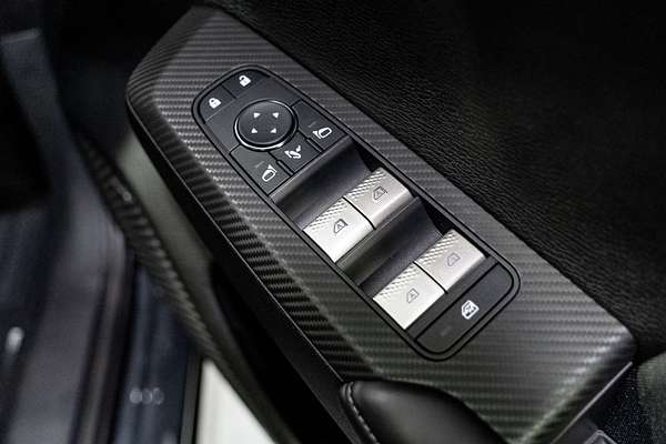 2025 Mitsubishi Outlander LS ZM