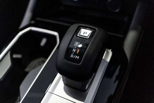 2025 Mitsubishi Outlander LS ZM