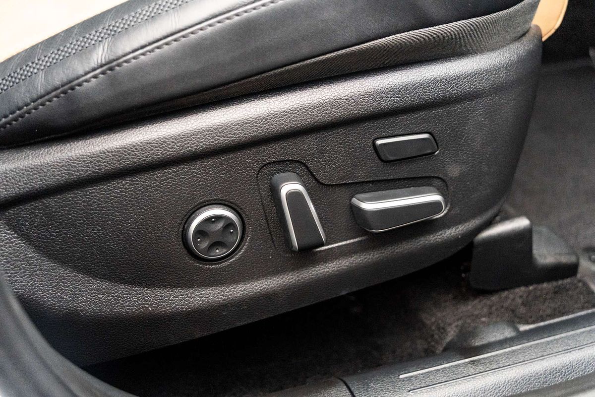 2020 Hyundai Santa Fe Highlander TM.V3