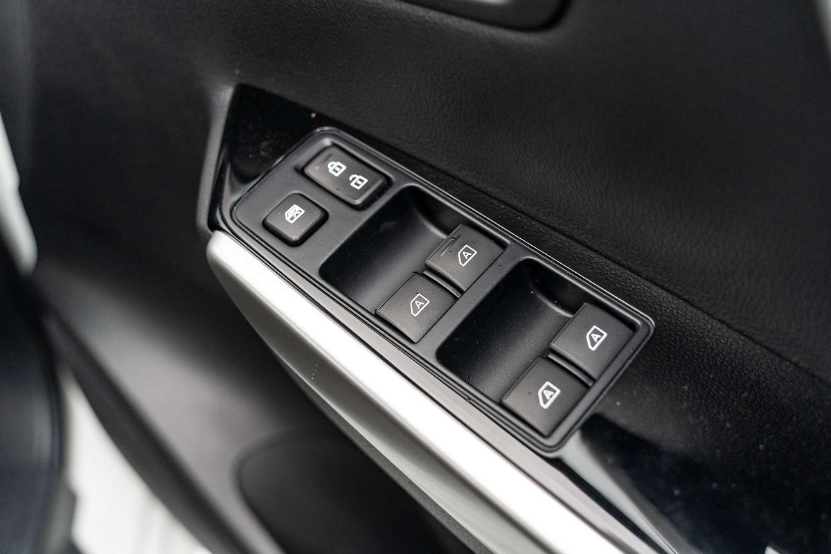 2024 Mitsubishi Pajero Sport GLX QG