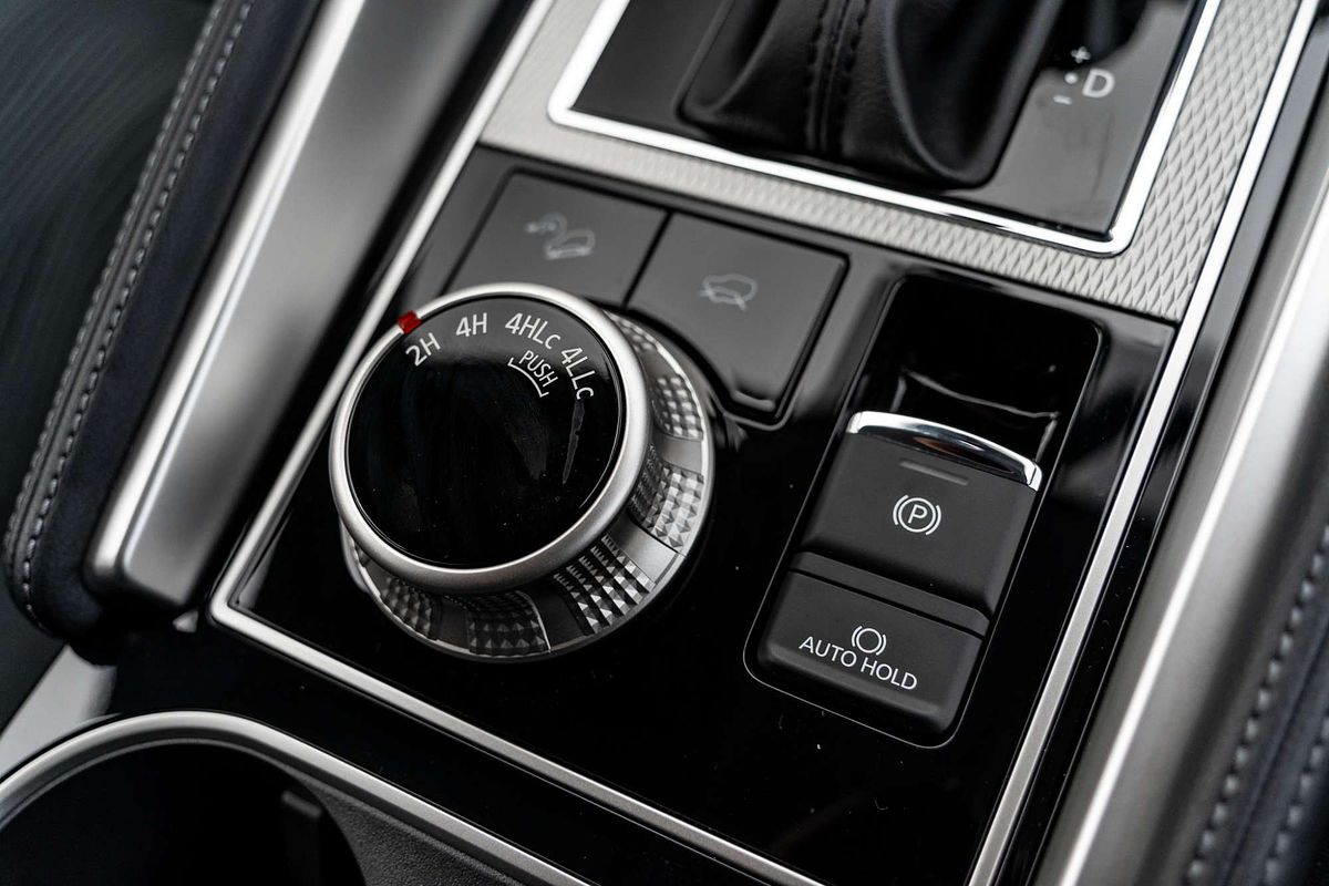 2024 Mitsubishi Pajero Sport GLX QG