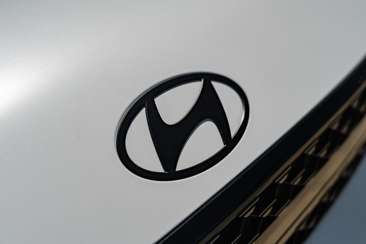 2024 Hyundai Santa Fe Hybrid Calligraphy MX5.V1