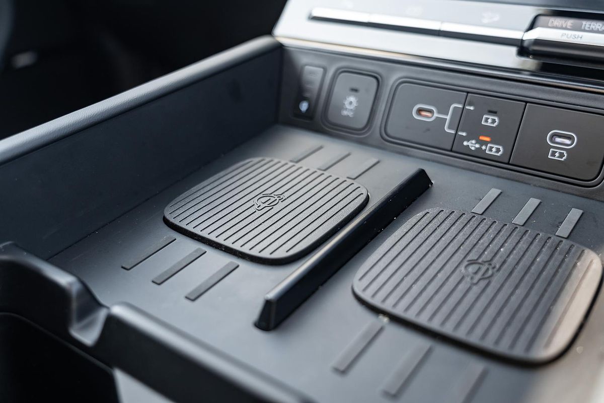 2024 Hyundai Santa Fe Hybrid Calligraphy MX5.V1