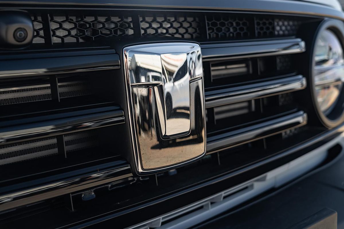 2025 GWM Tank 300 Ultra Hybrid P01