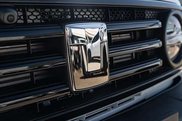 2025 GWM Tank 300 Ultra Hybrid P01