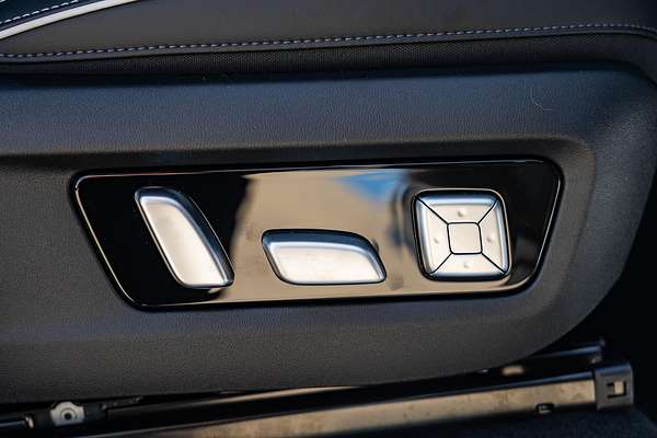 2025 GWM Tank 300 Ultra Hybrid P01