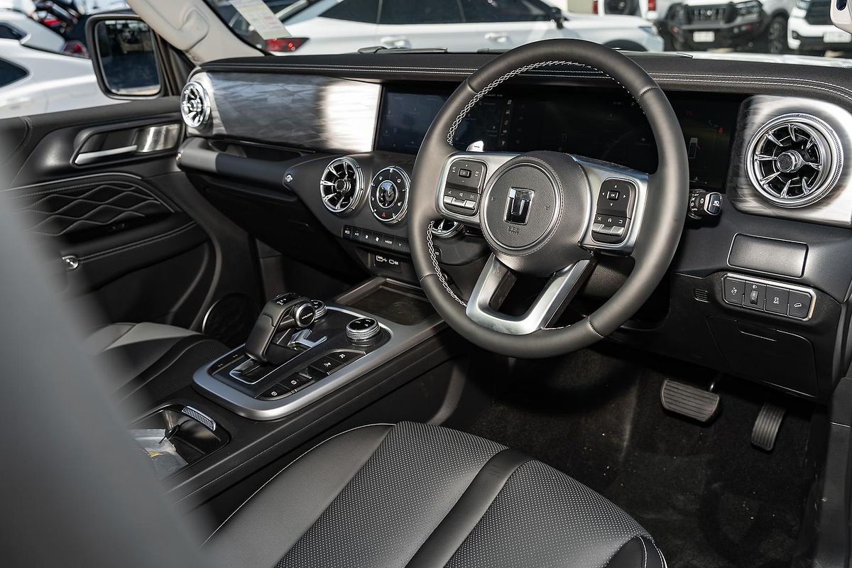 2025 GWM Tank 300 Ultra Hybrid P01