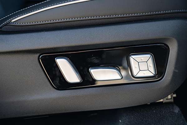 2025 GWM Tank 300 Ultra P01