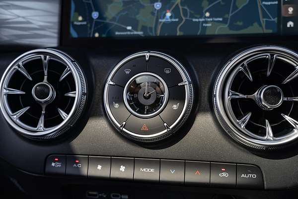 2025 GWM Tank 300 Ultra Hybrid P01