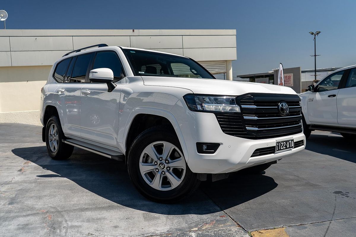 2023 Toyota Landcruiser GXL FJA300R