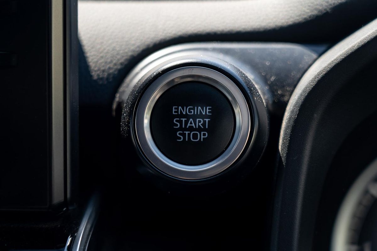 2023 Toyota Landcruiser GXL FJA300R