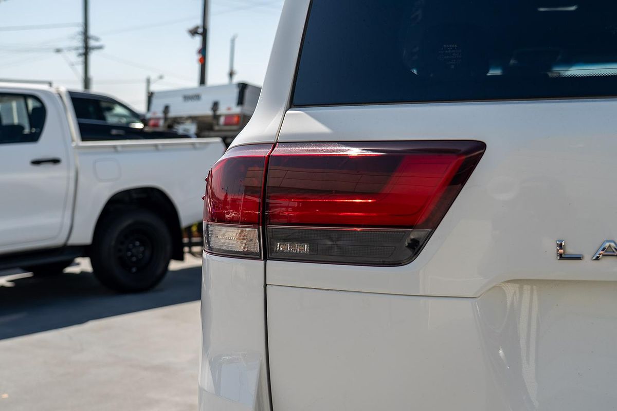 2023 Toyota Landcruiser GXL FJA300R