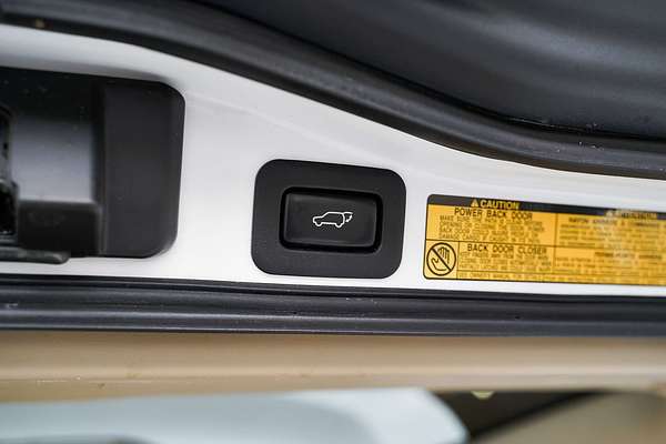 2010 Lexus LX