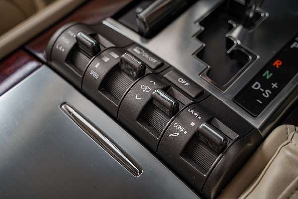 2010 Lexus LX