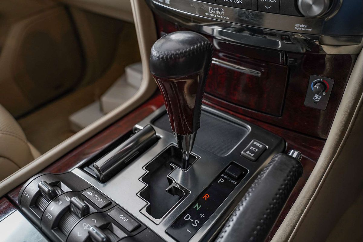 2010 Lexus LX