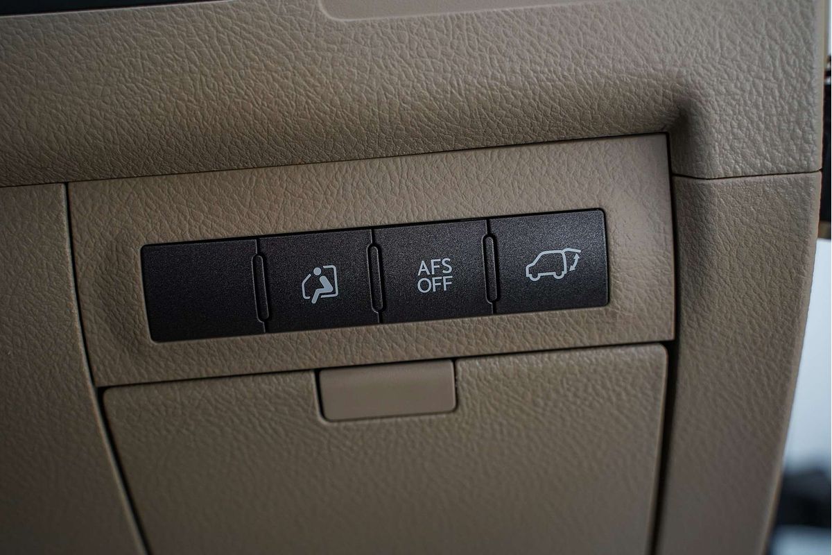 2010 Lexus LX