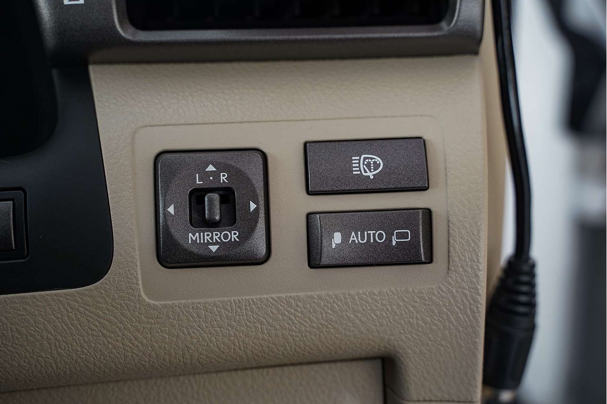 2010 Lexus LX