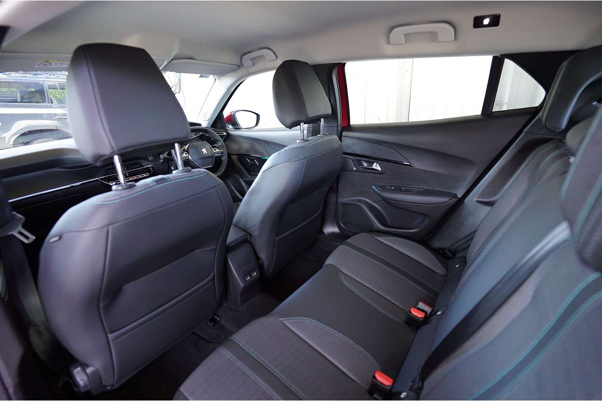 2021 Peugeot 2008 Allure P24