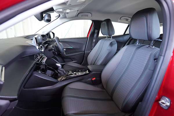 2021 Peugeot 2008 Allure P24