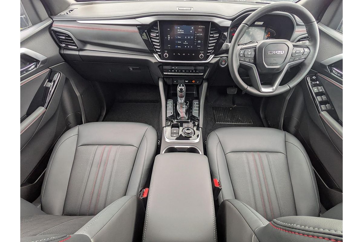 2025 Isuzu MU-X X-TERRAIN