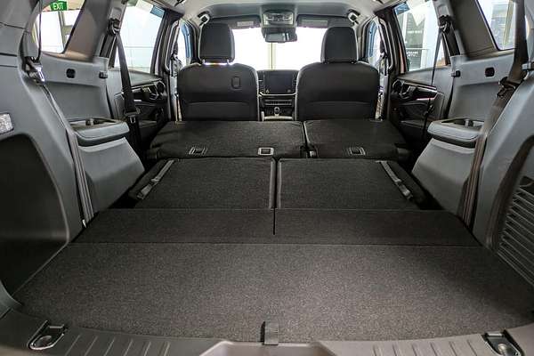 2025 Isuzu MU-X LS-T