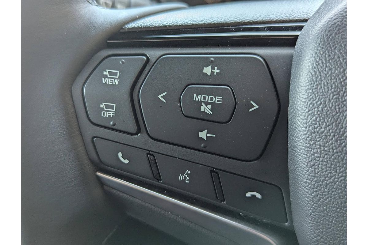 2025 Isuzu MU-X X-TERRAIN