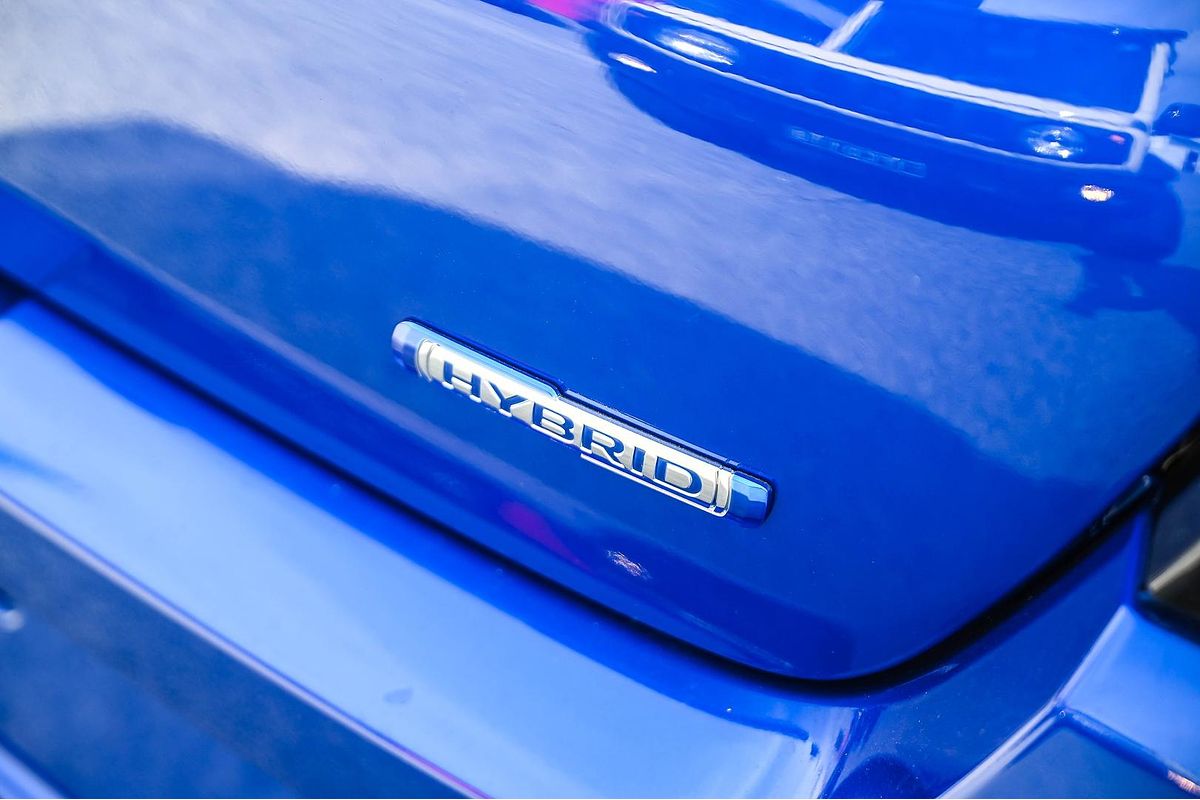 2025 Suzuki Swift Hybrid GLX UZ