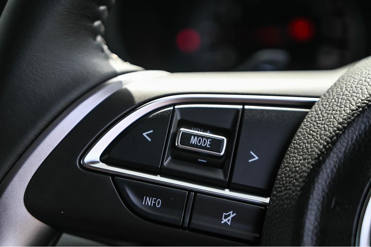 2025 Suzuki Swift Hybrid GLX UZ