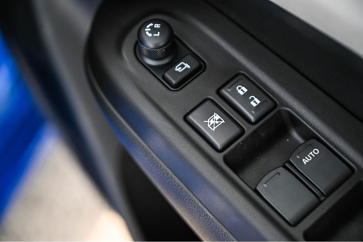 2025 Suzuki Swift Hybrid GLX UZ