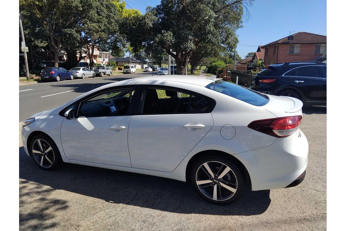 2017 Kia Cerato Sport YD