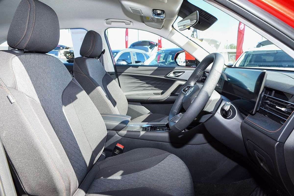 2024 MG HS Vibe AS33