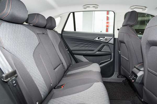 2024 MG HS Vibe AS33 thumb-8