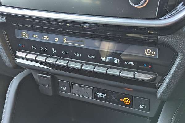 2025 Isuzu MU-X LS-T