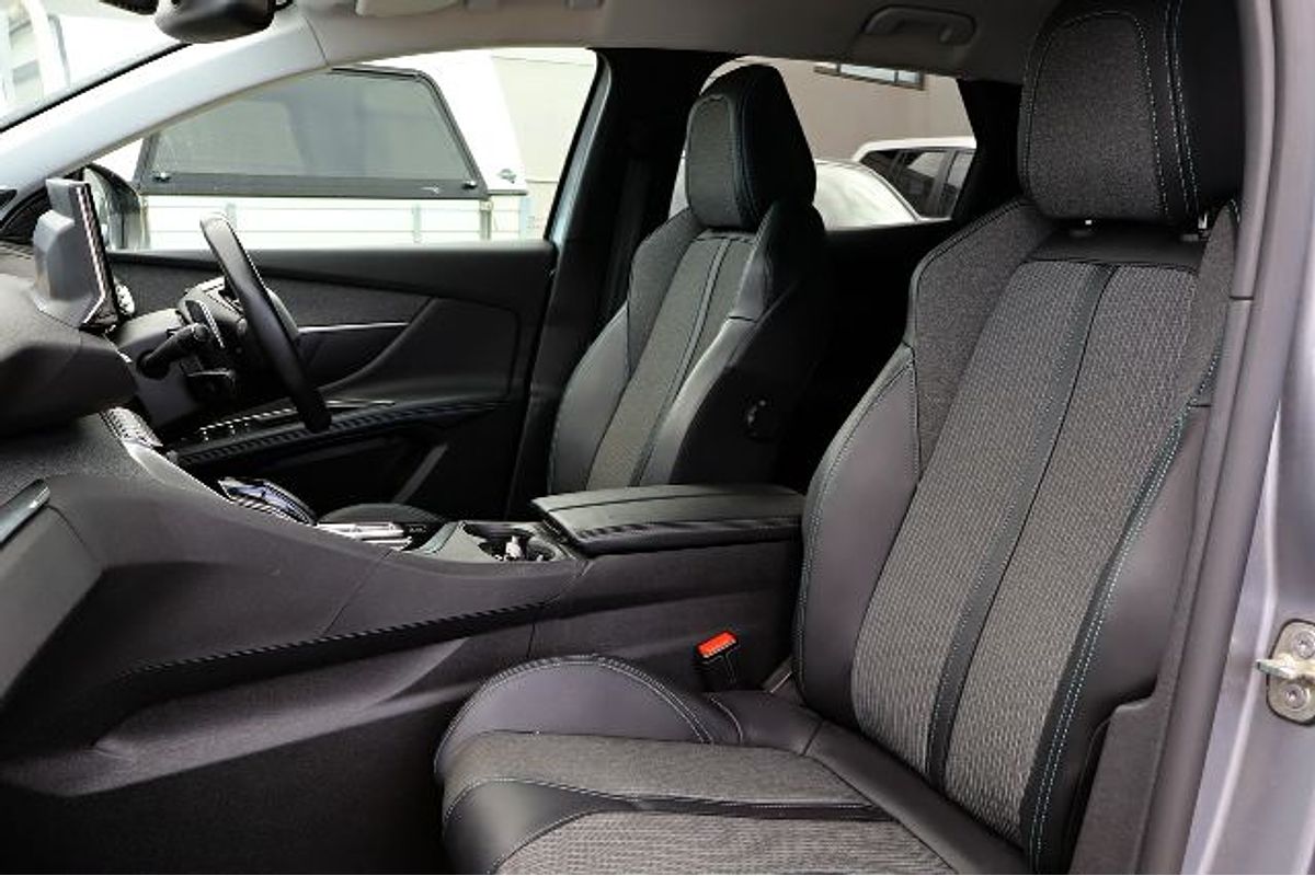 2022 Peugeot 3008 Allure P84