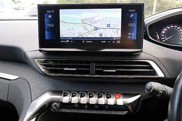 2022 Peugeot 3008 Allure P84