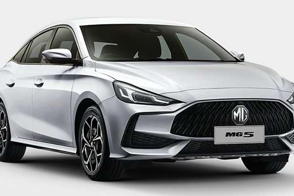 2025 MG MG5 Essence