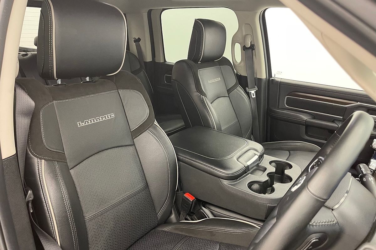 2024 RAM 2500 Laramie DJ 4X4